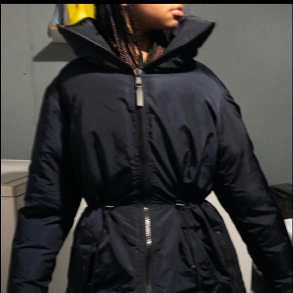 Club Monaco puffer coat -(NEW)